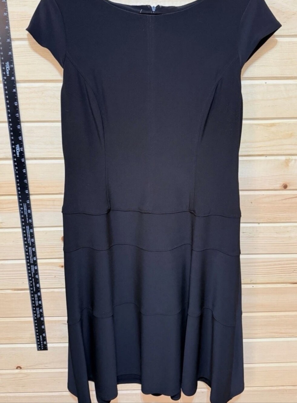 Anne Klein Black Short Sleeve Tiered Midi Dress Size 14